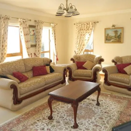Luxury 4 Bedroom House In Tallagh Hill Belmullet * Belmullet