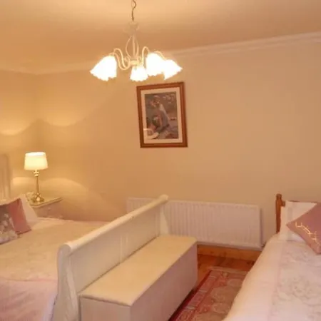 Luxury 4 Bedroom House In Tallagh Hill Belmullet 펜션 *